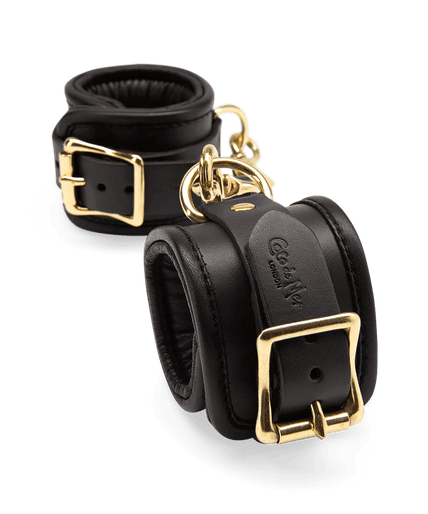 Coco de Mer Zwarte Leren Pols Manchetten Coco de Mer Black Leather Wrist Cuffs - Pleasurements