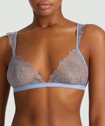 Coco de Mer Elandra Triangle BH in zacht poederblauw Coco de Mer Elandra Triangle Bra in soft powder blue - Pleasurements