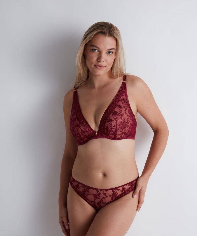 Aubade Magnetic Spell Triangle Bra in Crimson Red - Pleasurements